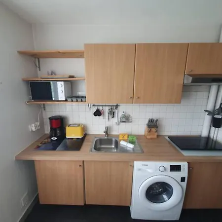 Le Drapeau : 2 Personnes, 1 Ch, Avec Balcon Apartman *